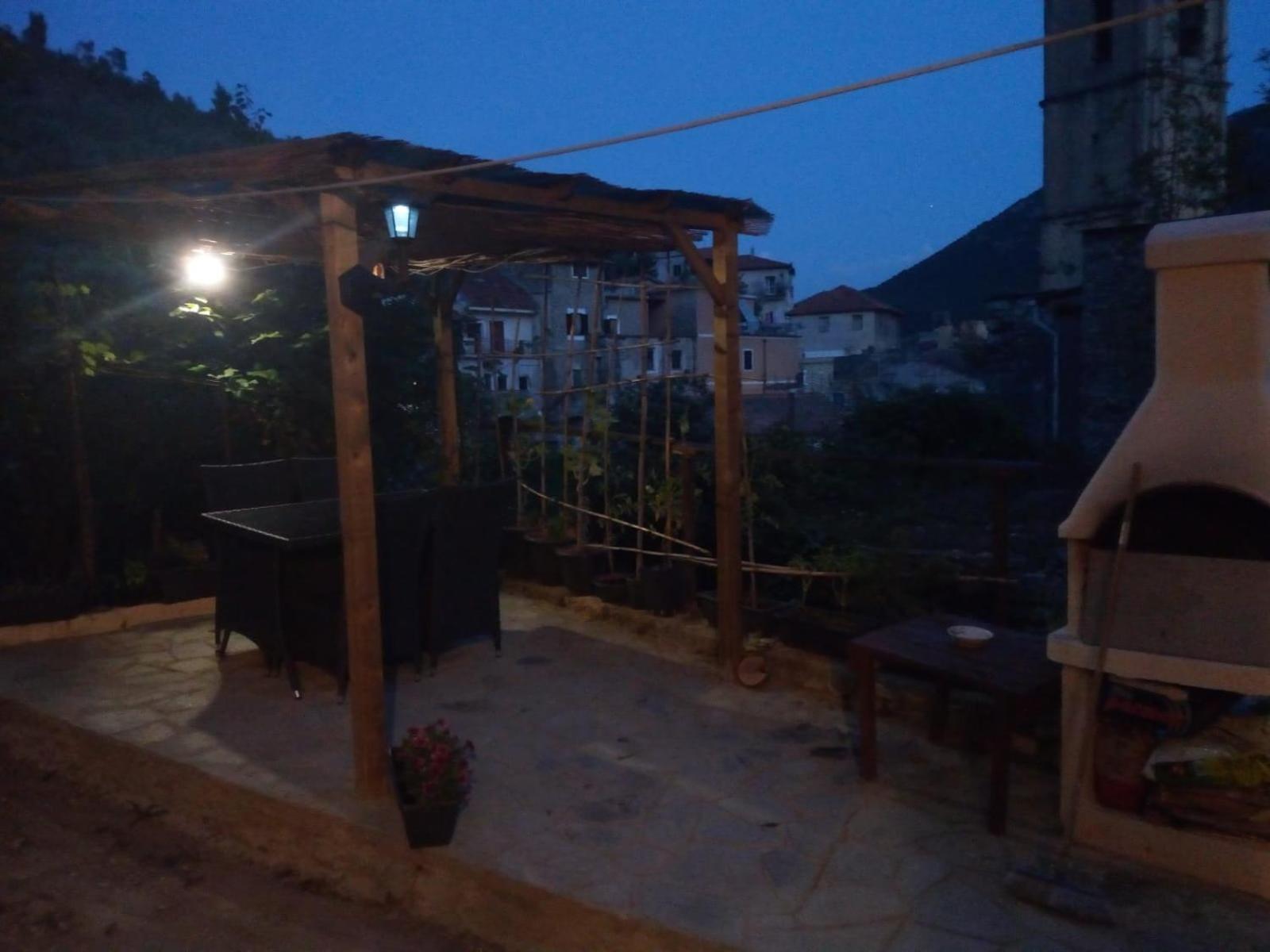 B&B 8A Castelbianco Colletta Екстер'єр фото