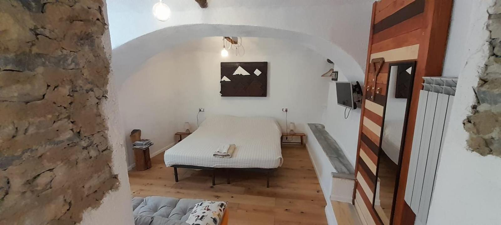 B&B 8A Castelbianco Colletta Екстер'єр фото