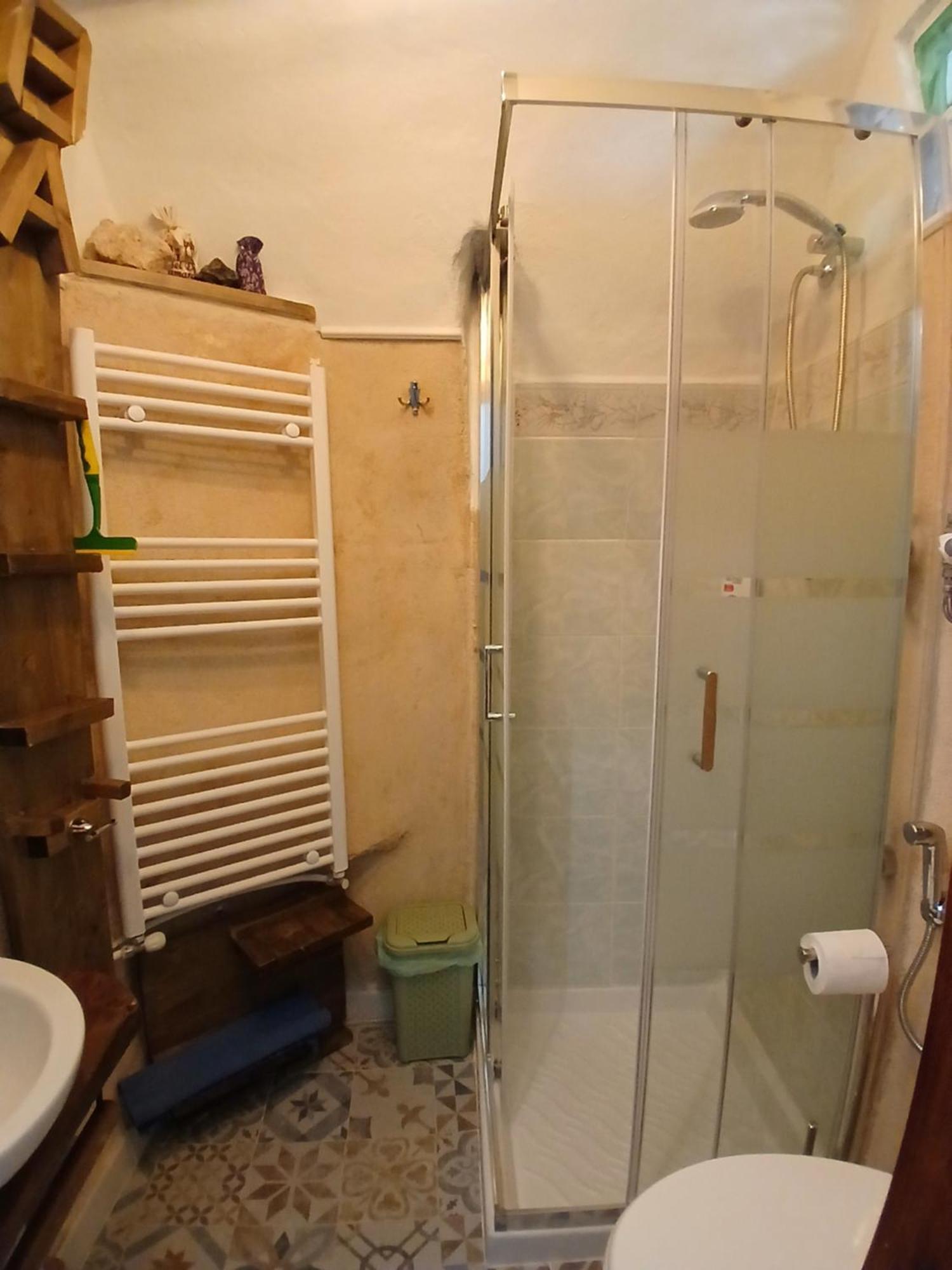 B&B 8A Castelbianco Colletta Екстер'єр фото